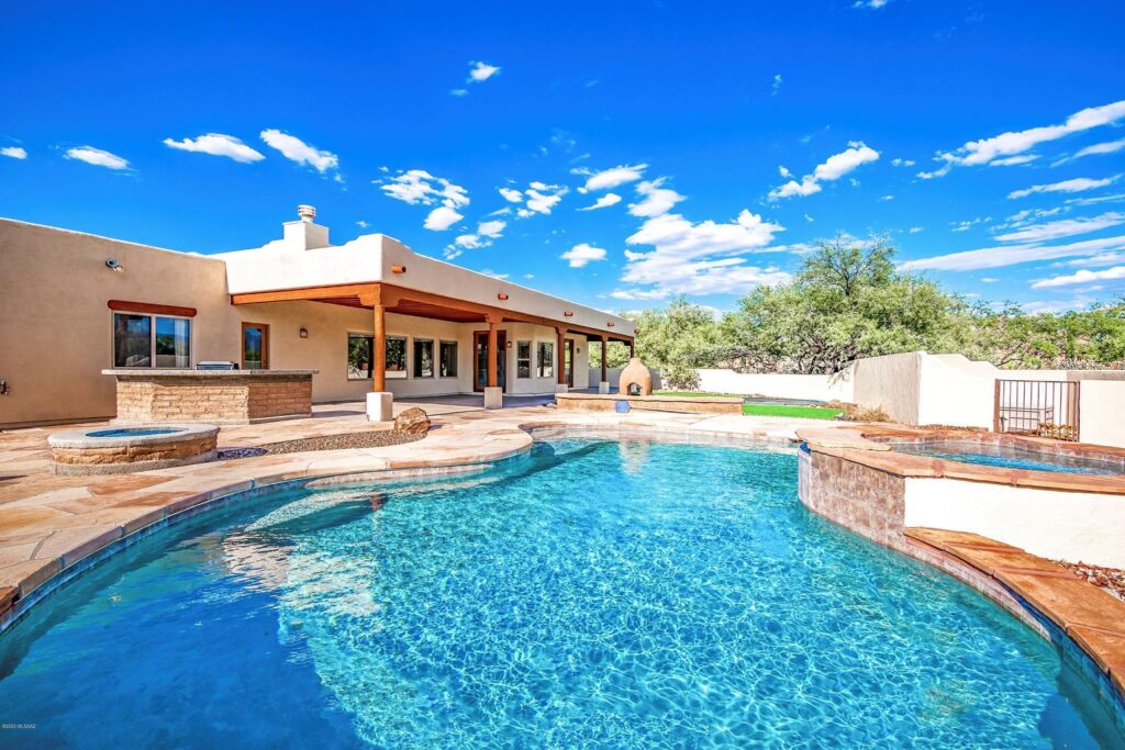 Luxury Tucson Rental Homes